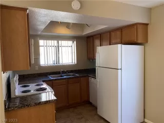 Photo #1: 2467177 Listing