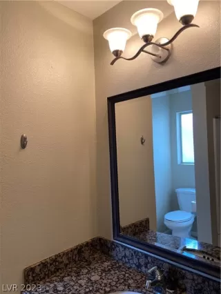 Photo #5: 2467177 Listing