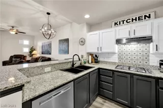 Photo #4: 2467214 Listing 