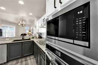 Photo #6: 2467214 Listing 