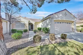Photo #1: 2467221 Listing 