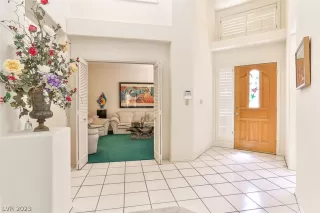 Photo #2: 2467250 Listing 