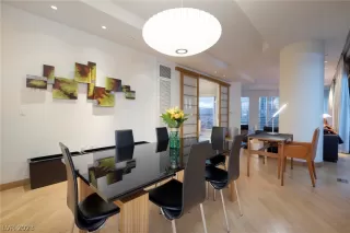 Photo #5: 2467255 Listing 