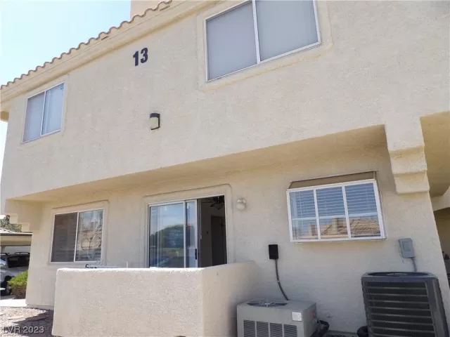 MLS: 2467300 Condo For Sale