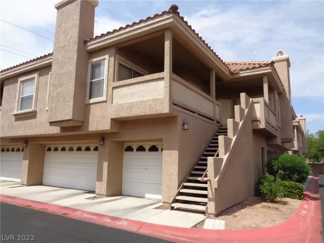 MLS: 2467313 Condo For Sale