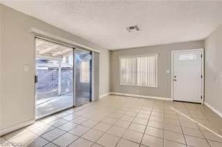 Photo #1: 2467324 Listing 