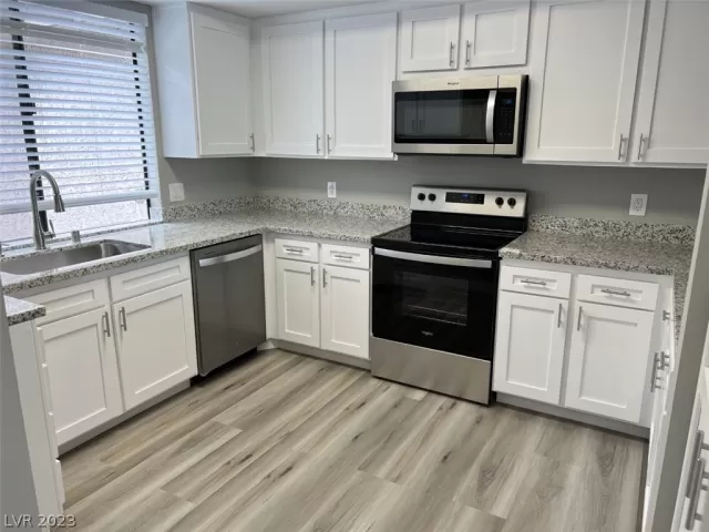 MLS: 2467359 Condo For Sale