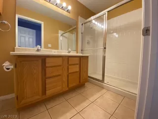 Photo #2: 2467381 Listing 