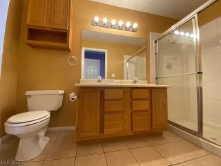 Photo #3: 2467381 Listing 