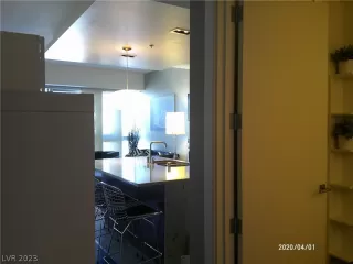 Photo #4: 2467405 Listing 