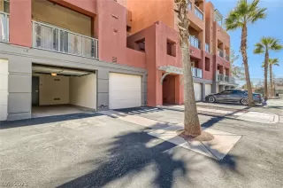 Photo #3: 2467433 Listing 