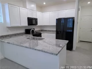 Photo #6: 2467470 Listing 