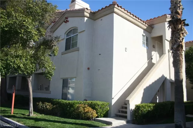 MLS: 2467530 Condo For Sale