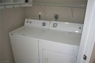 Photo #4: 2467530 Listing 