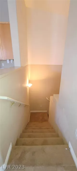 Photo #2: 2467579 Listing 