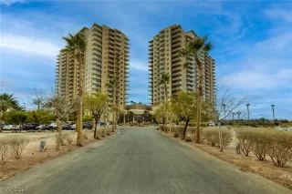 Photo #1: 2467596 Listing 