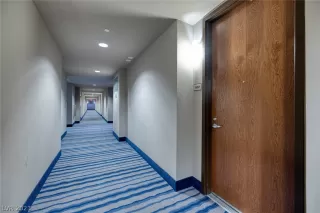 Photo #4: 2467596 Listing 