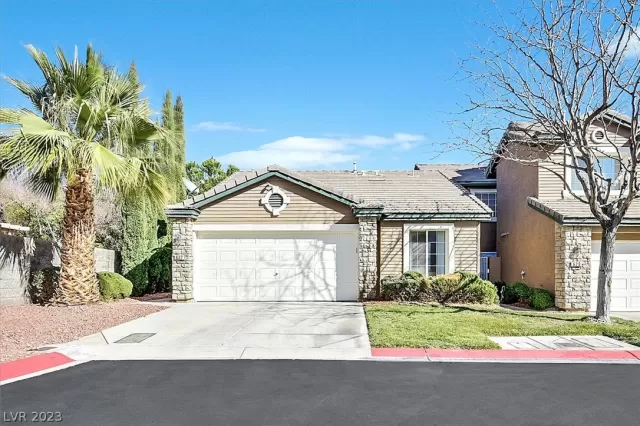 MLS: 2467629 Condo For Sale