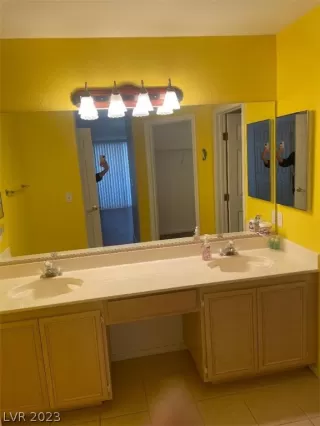 Photo #6: 2467664 Listing