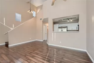 Photo #6: 2467698 Listing 