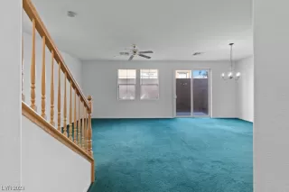 Photo #5: 2467714 Listing 