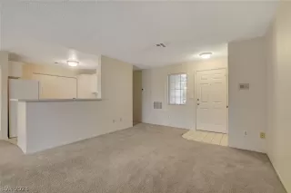 Photo #2: 2467715 Listing