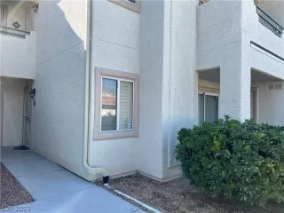 Photo #1: 2467734 Listing