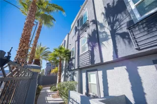 Photo #5: 2467740 Listing