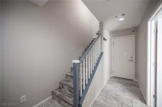 Photo #6: 2467740 Listing