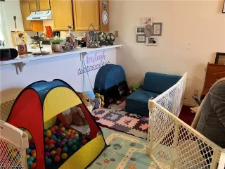 Photo #4: 2467773 Listing