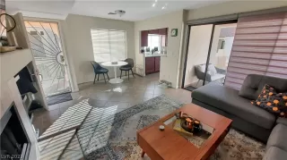 Photo #5: 2467799 Listing 