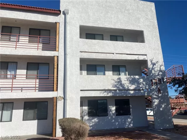 MLS: 2467834 Condo For Sale