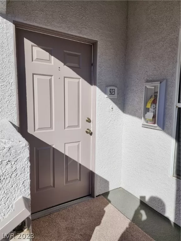 MLS: 2467843 Condo For Sale