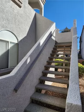 Photo #1: 2467843 Listing 