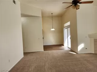 Photo #3: 2467843 Listing 