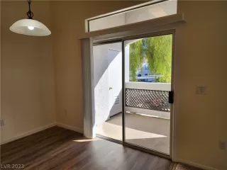 Photo #4: 2467843 Listing 