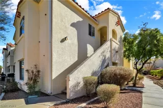 Photo #1: 2467872 Listing