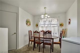 Photo #6: 2467872 Listing