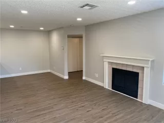 Photo #4: 2467874 Listing 