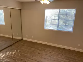 Photo #6: 2467874 Listing 