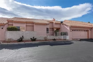 Photo #3: 2467882 Listing