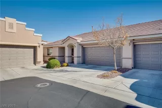 Photo #1: 2467926 Listing