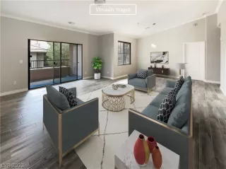 Photo #2: 2467990 Listing 