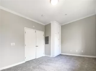 Photo #5: 2467990 Listing 