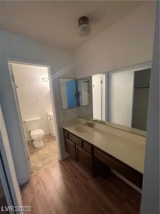 Photo #6: 2468012 Listing 