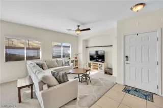 Photo #1: 2468032 Listing