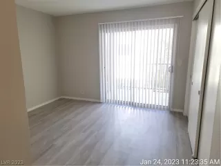 Photo #5: 2468063 Listing 