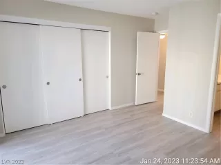 Photo #6: 2468063 Listing 