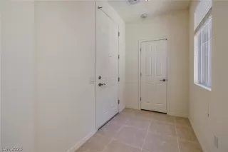 Photo #4: 2468103 Listing 