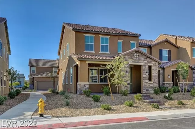 MLS: 2468114 Condo For Sale